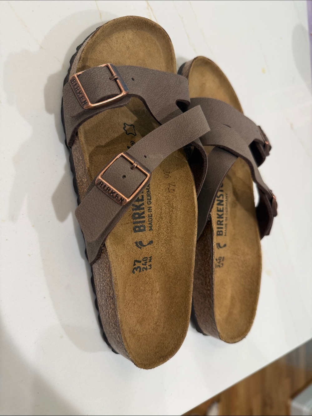 Birkenstock Women's Yao slides w/asymmetric strap ,  NEW without tags ..
size 37 - Picture 7 of 10